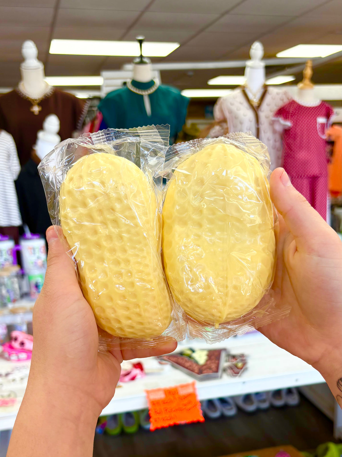 KK Crunchy Peanut Squishy