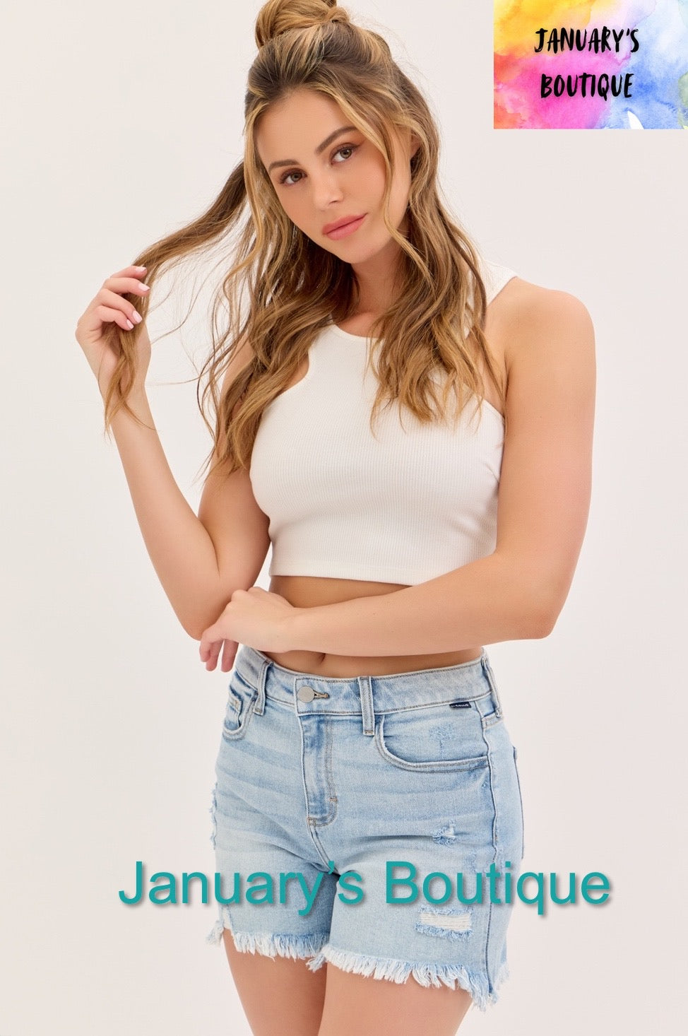 Boyfriend Shorts With Uneven Frayed Hem