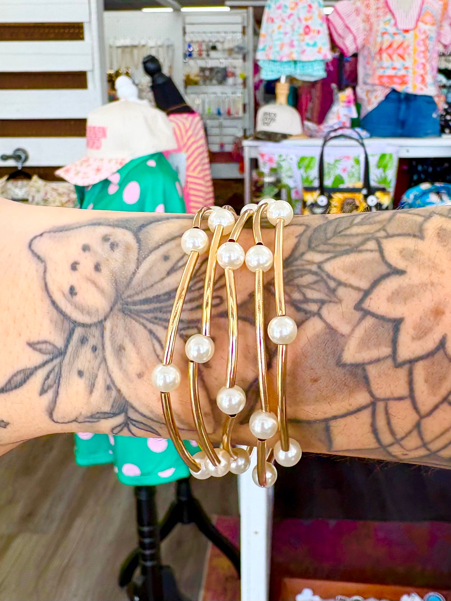KK Dainty Gold/Pearl Ball Bracelet Set