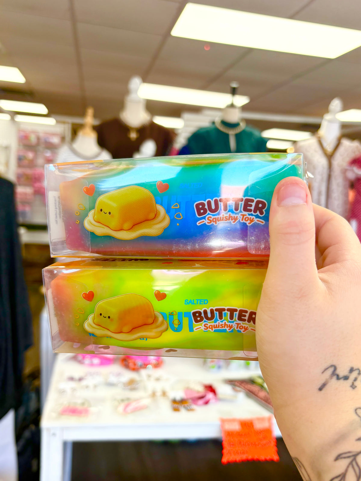 KK Rainbow Crunchy Butter Squishy