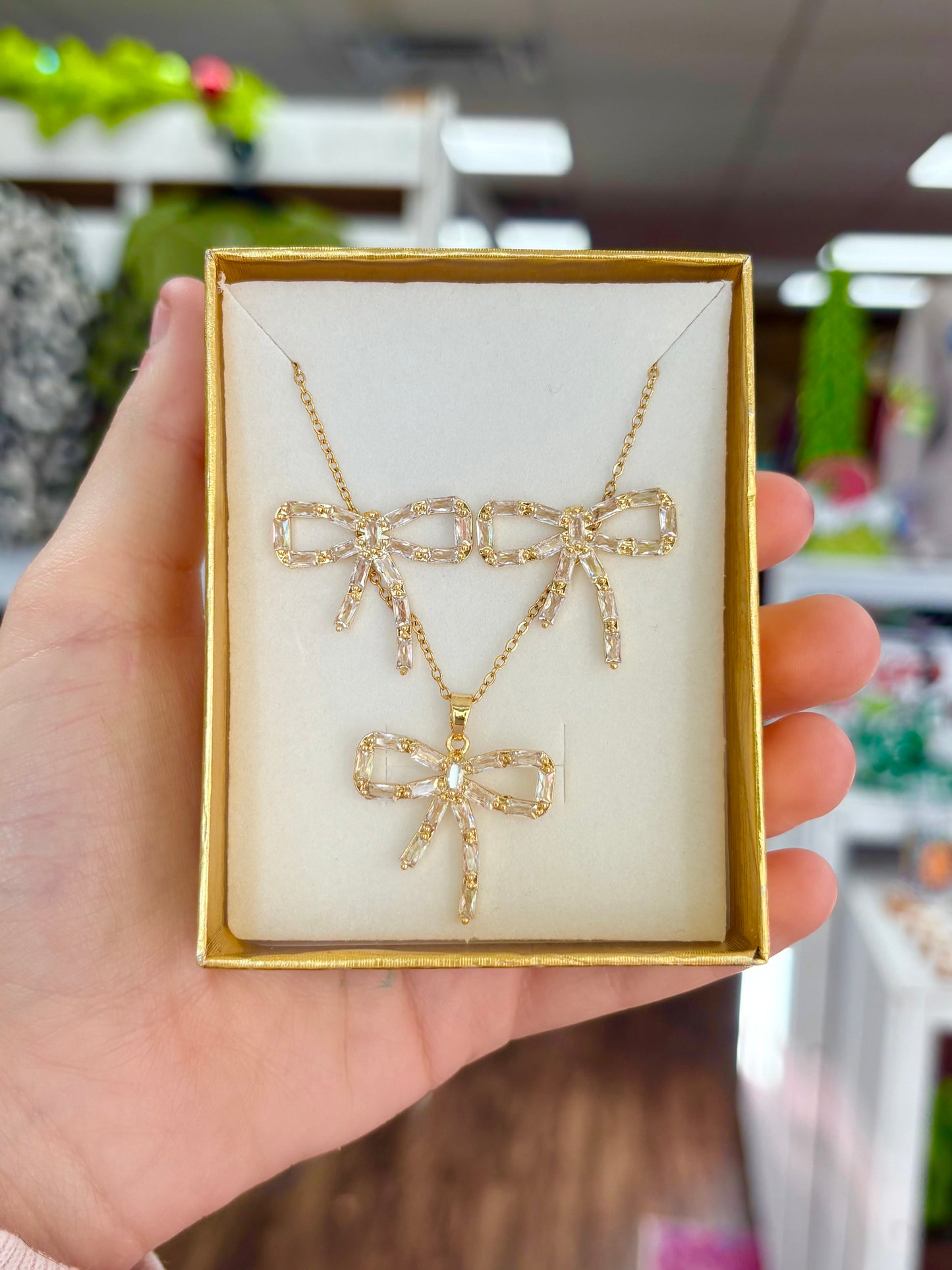 KK Gold Bow Earrings/Necklace Set