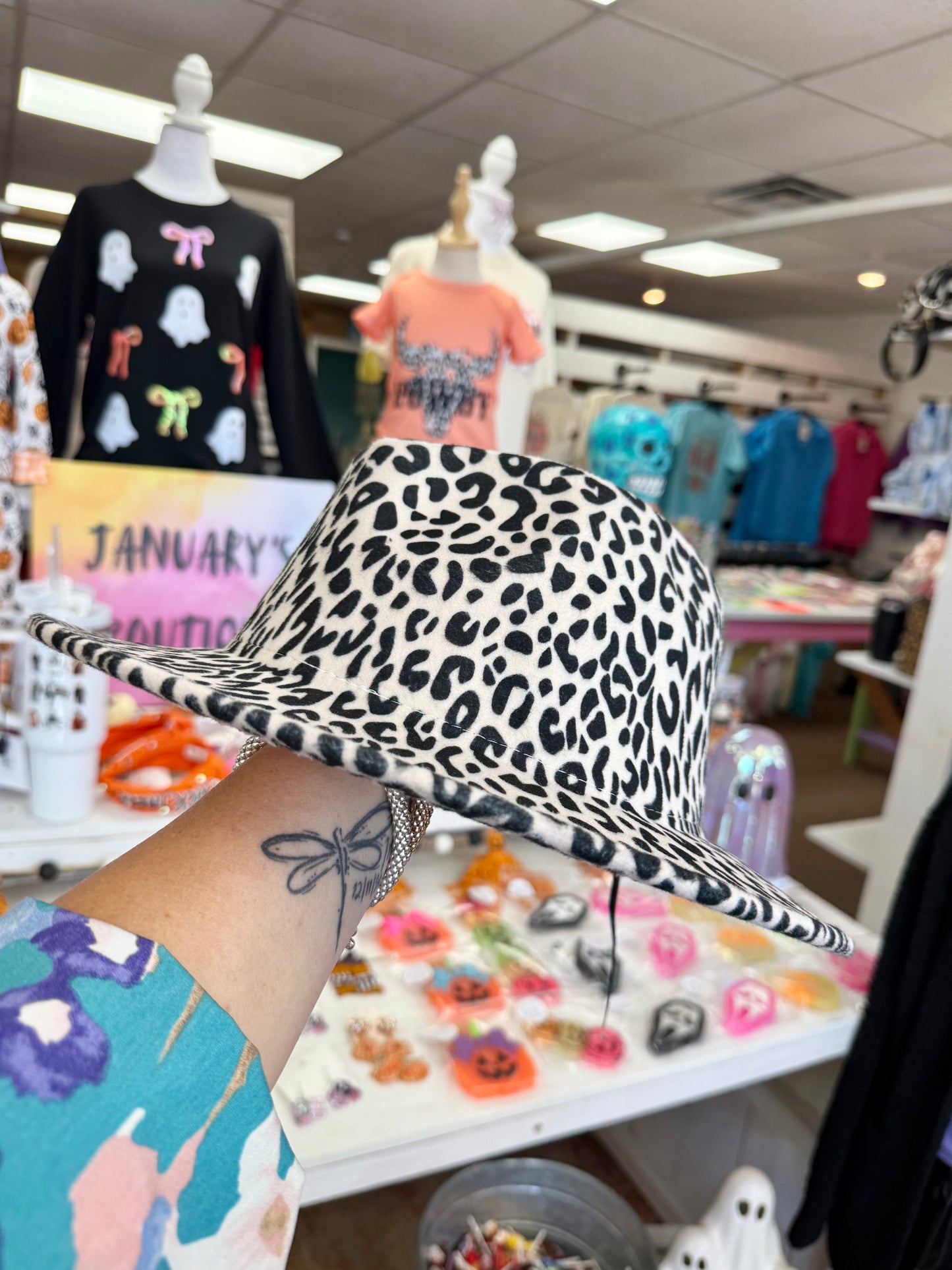 Women’s Cream Leopard Hat