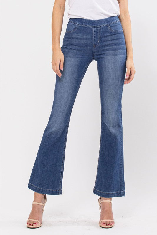Women’s Cello 30” Inseam Medium Denim Mid Rise Flare Jegging