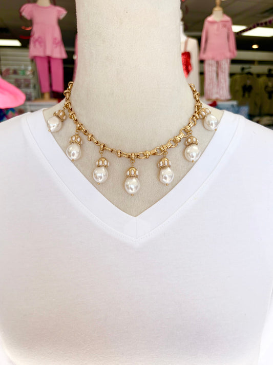 KK Baroque Pearl Necklace