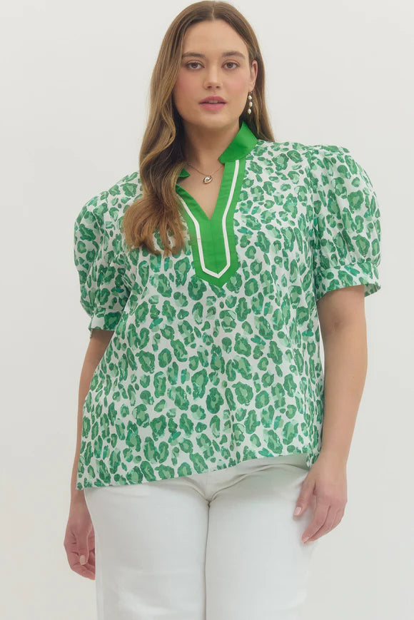 Women’s Plus Entro Green Leopard Top