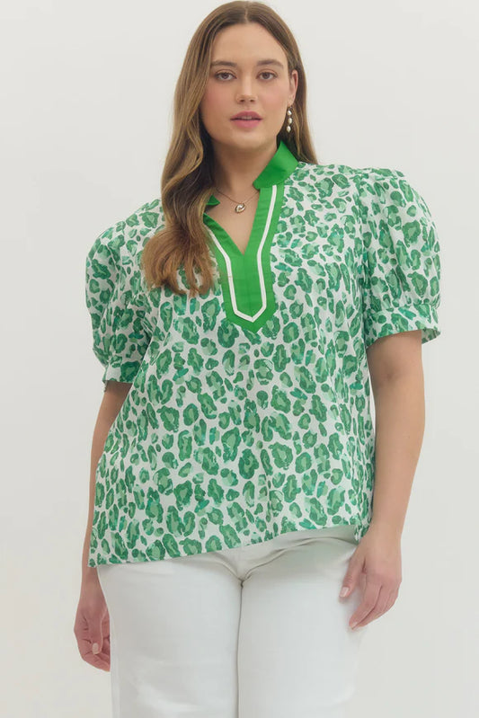 Women’s Plus Entro Green Leopard Top