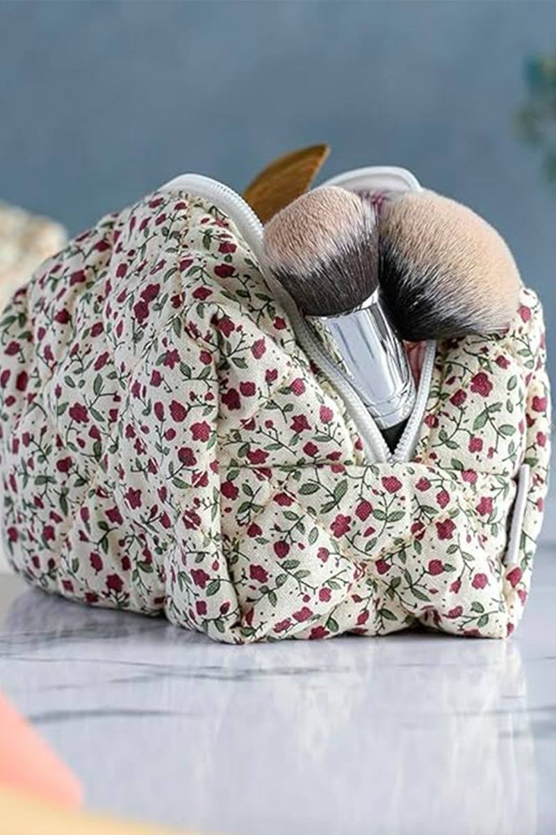 Ditsy Quilted Floral Cosmetic Pouch Bag