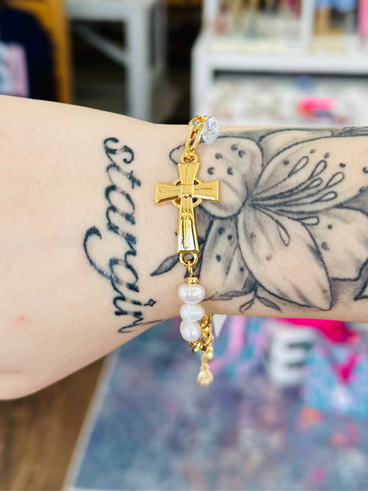 KK Gold Chain Bracelet with Gold Cross