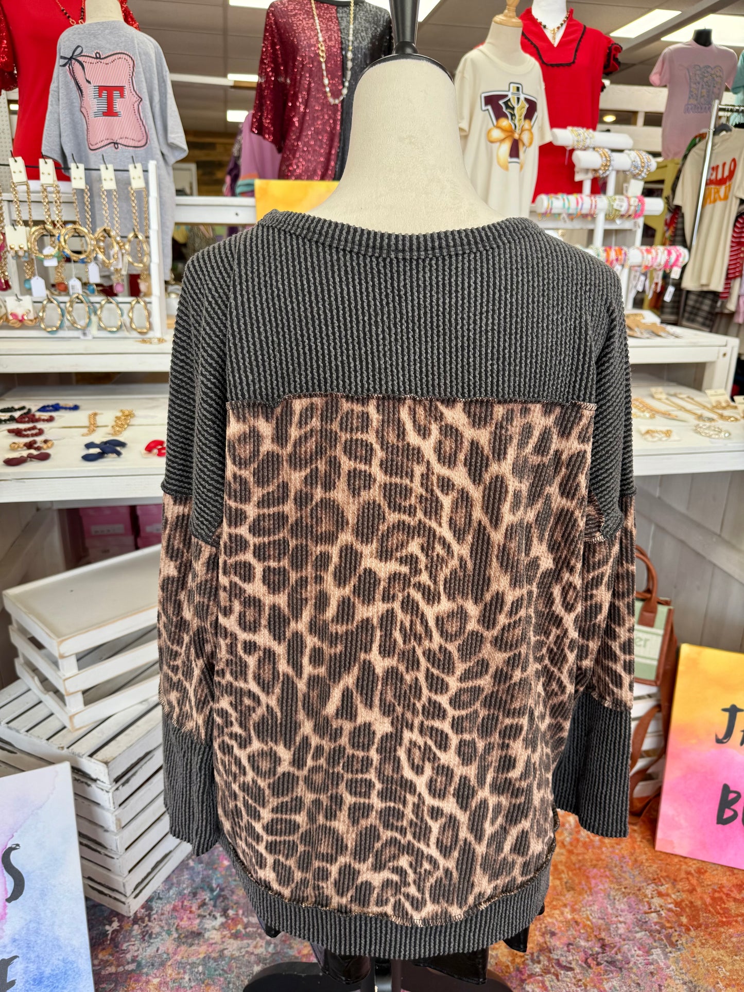 Women’s Leopard Ribbed Top S-3X