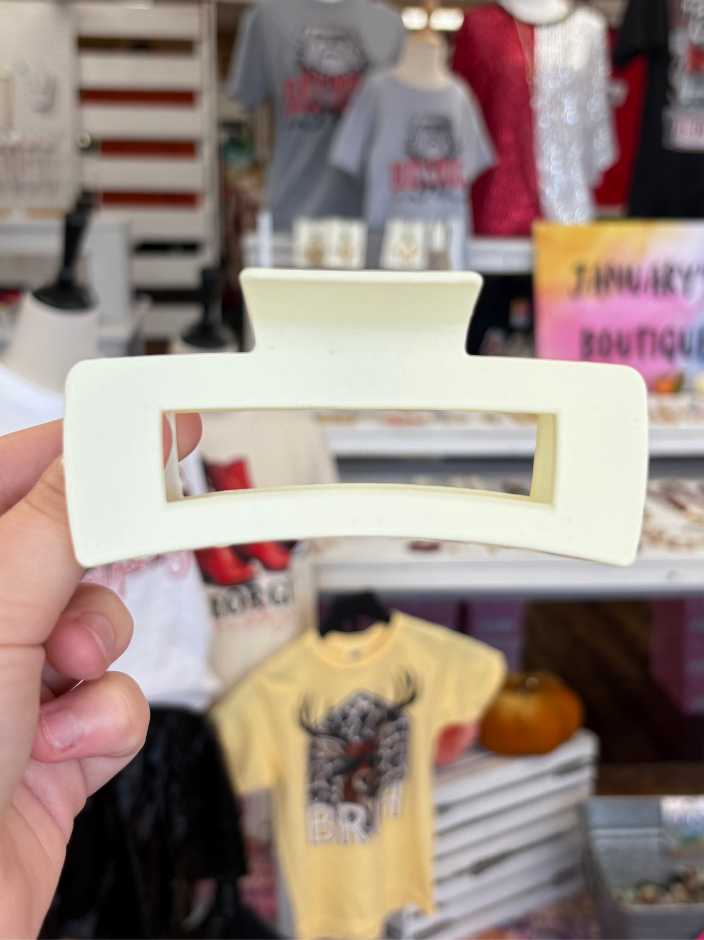 KK Cream Rectangle Clip