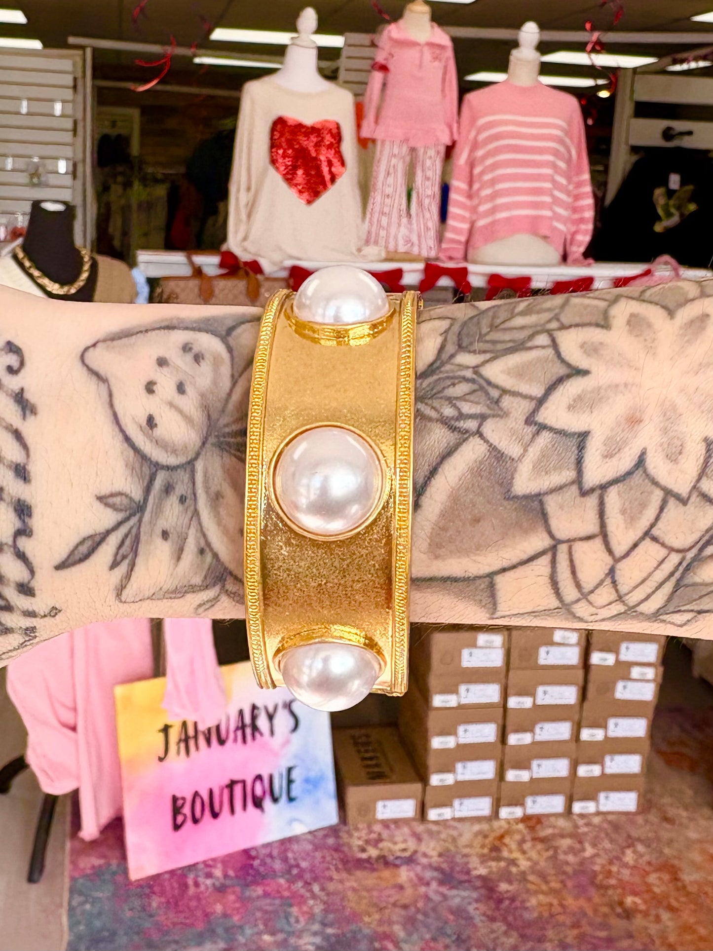 Gold Circular Pearl Bangle