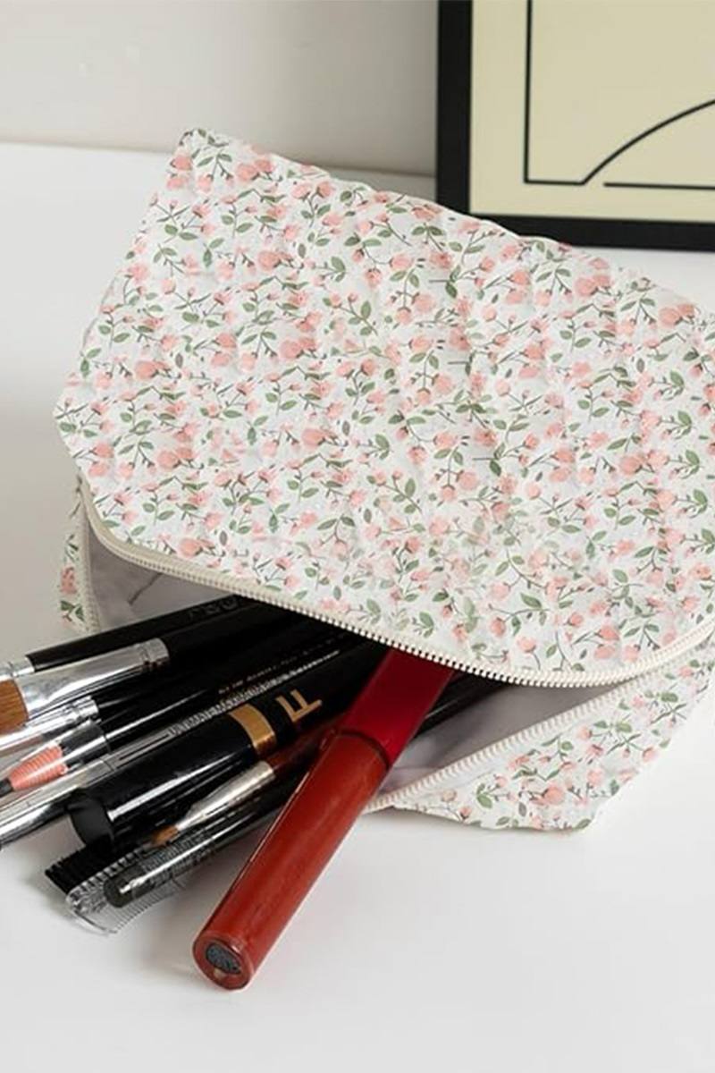 Ditsy Quilted Floral Cosmetic Pouch Bag