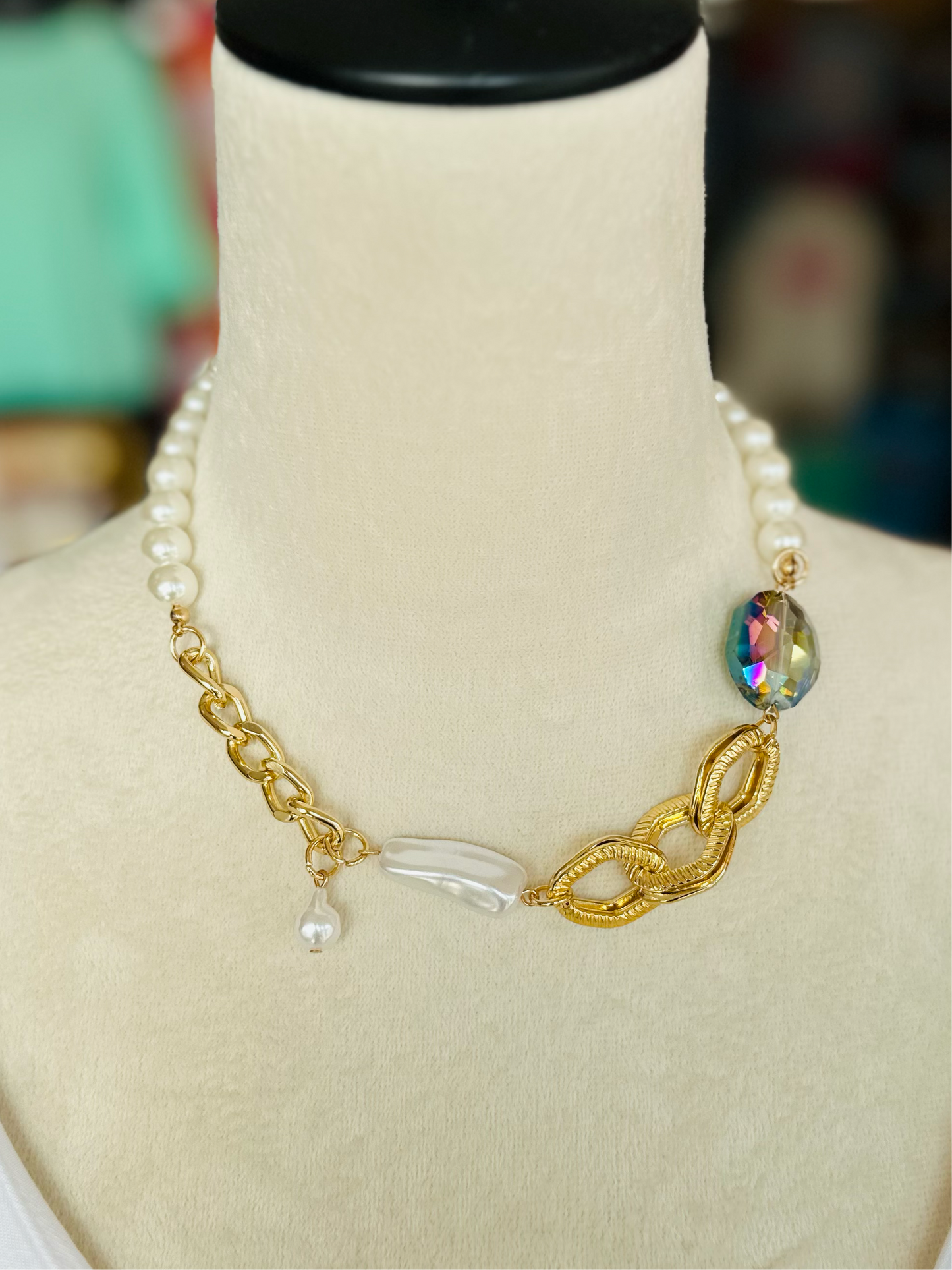 Pearl Accent With Chain Necklace