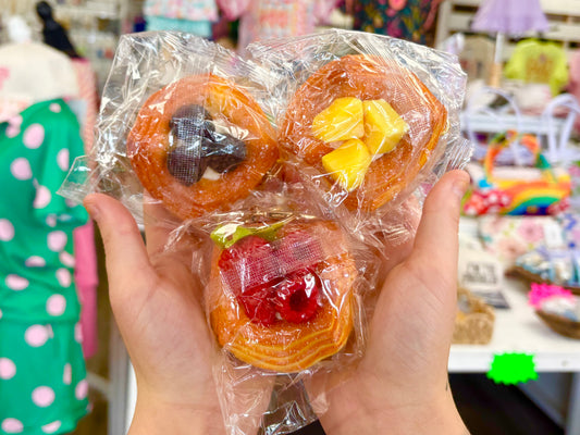 KK Fruit Bread Squishy Keychain