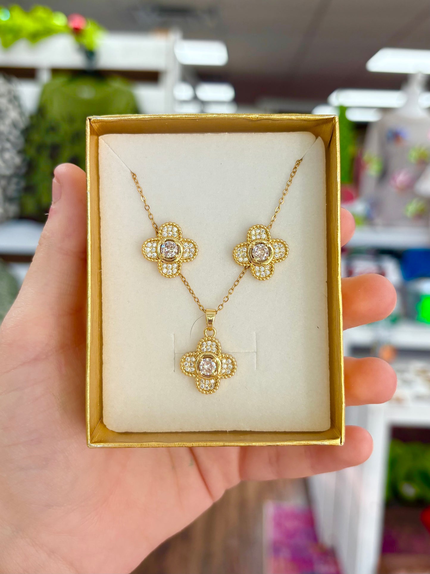 KK Gold Clover Earrings/Necklace Set