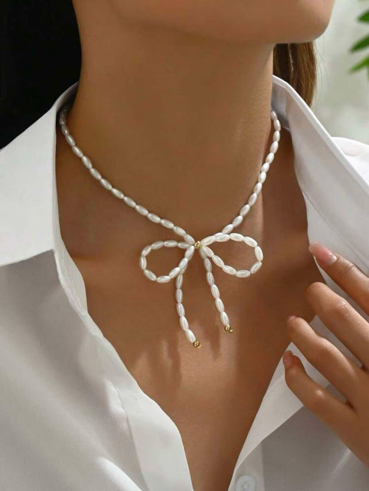 KK Decorative Bow Necklace