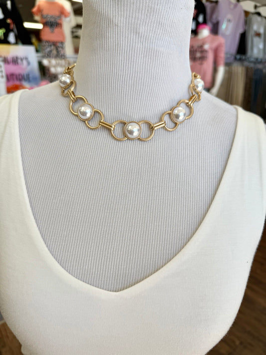 Pearls and Gold Necklace