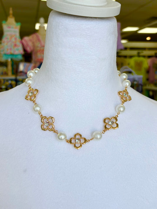 Crystal Clover Pearl Link Necklace