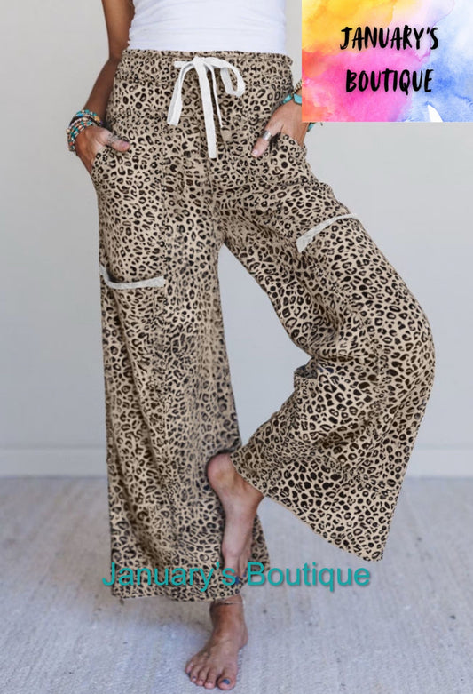Women’s Leopard Wide Leg Pants