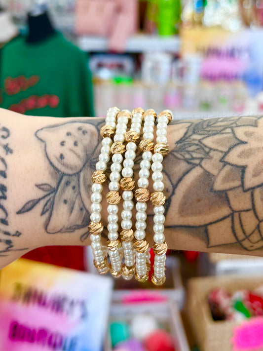 KK Dainty Pearl & Indented Gold Beaded Bracelet Set