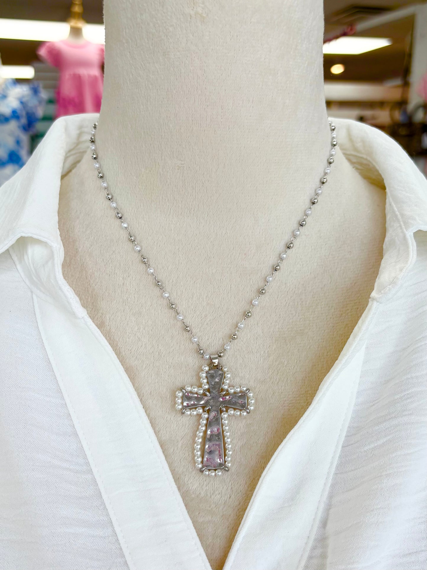 KK Hammered Silver Pearl Cross Necklace