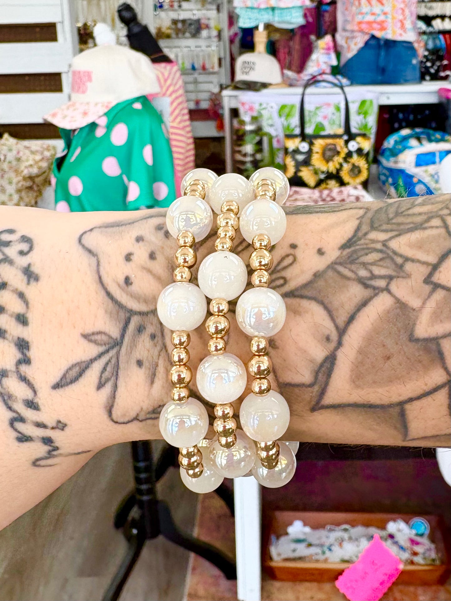 KK White Cat eye Gold Beaded Bracelet Set