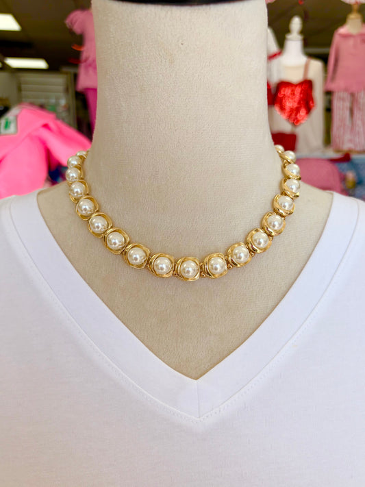 KK Pearl on Cast Linked Necklace