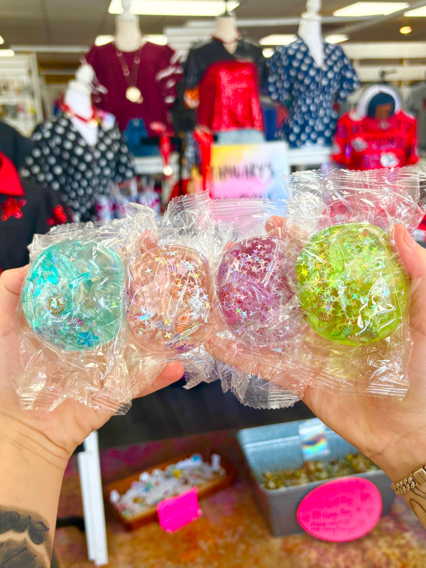 KK Glitter Sea Shell Apple Squishy