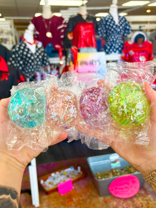 KK Glitter Sea Shell Apple Squishy