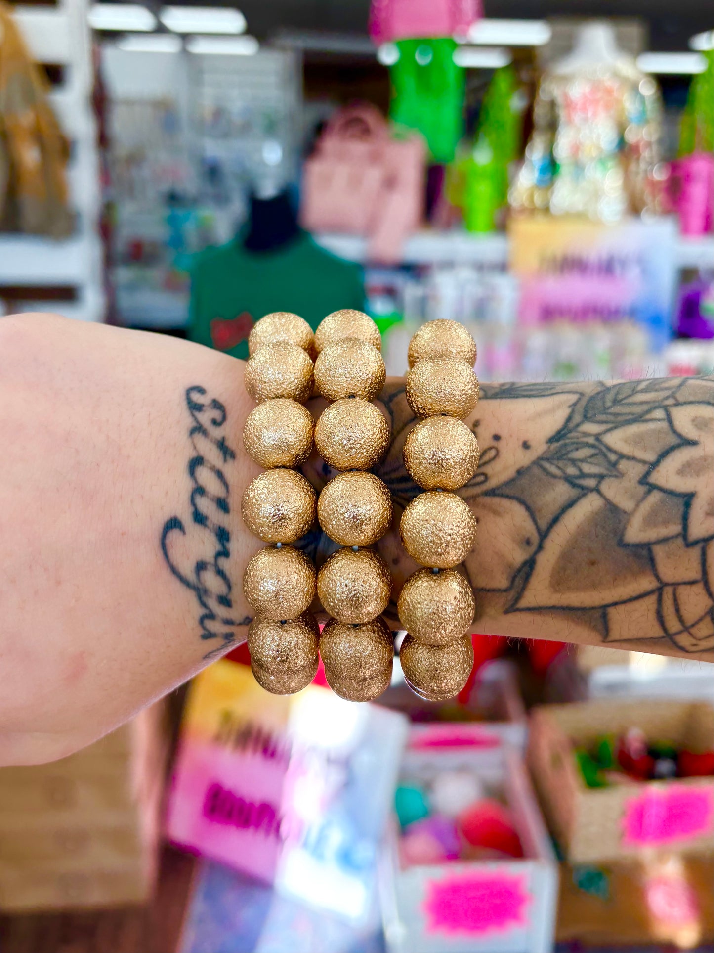 Matte Gold Textured Beaded Bracelet
