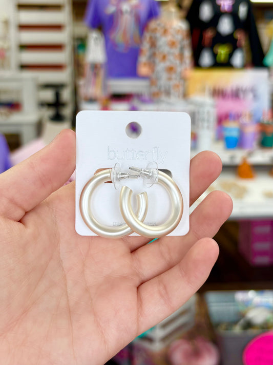 KK 1 Inch Matte Silver Hoops