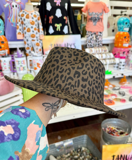 Women’s Leopard Moss Hat