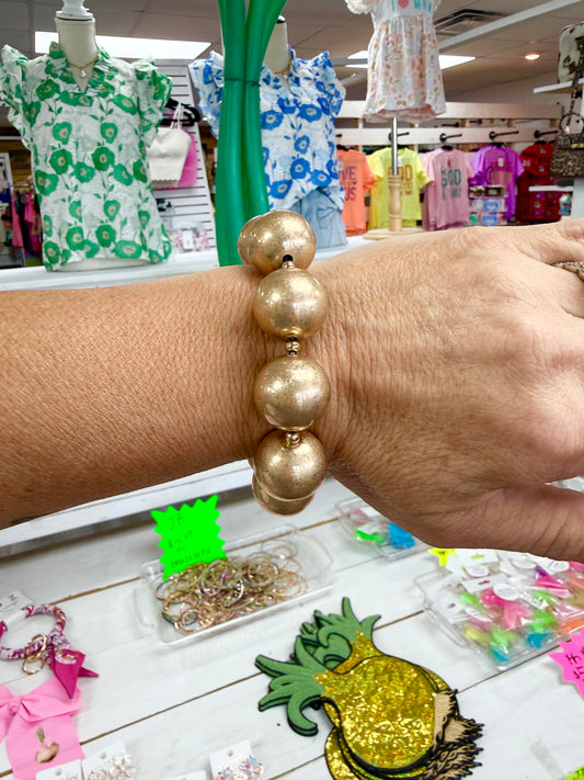 Matte Gold Chunky Beaded Bracelet