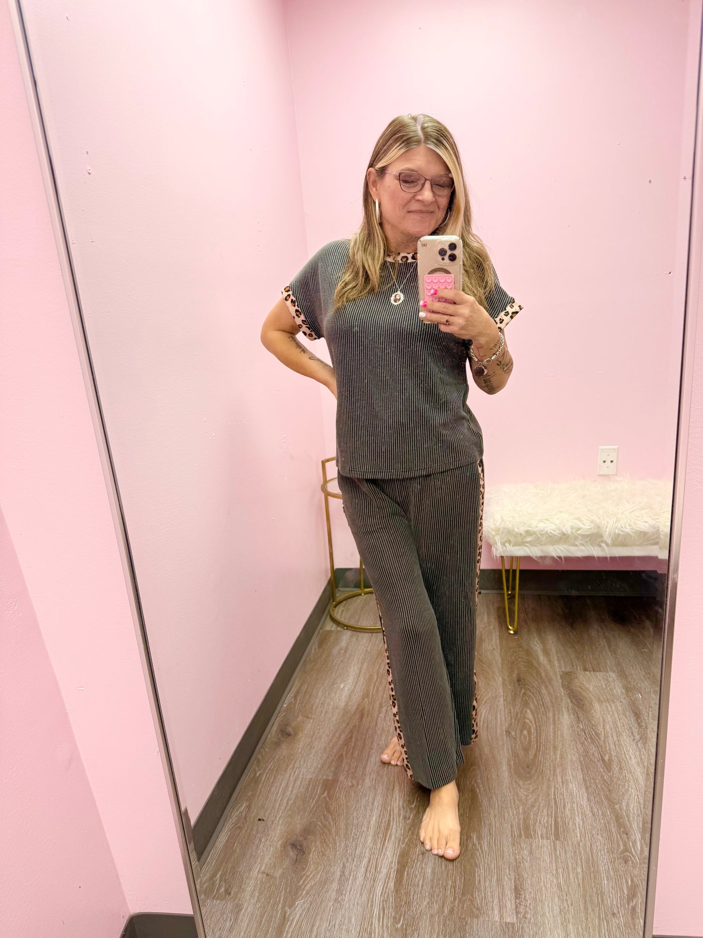 Women’s Grey & Leopard Ribbed Pant Set