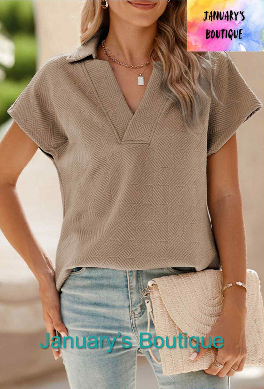 Women's Mocha Textured Collared Top