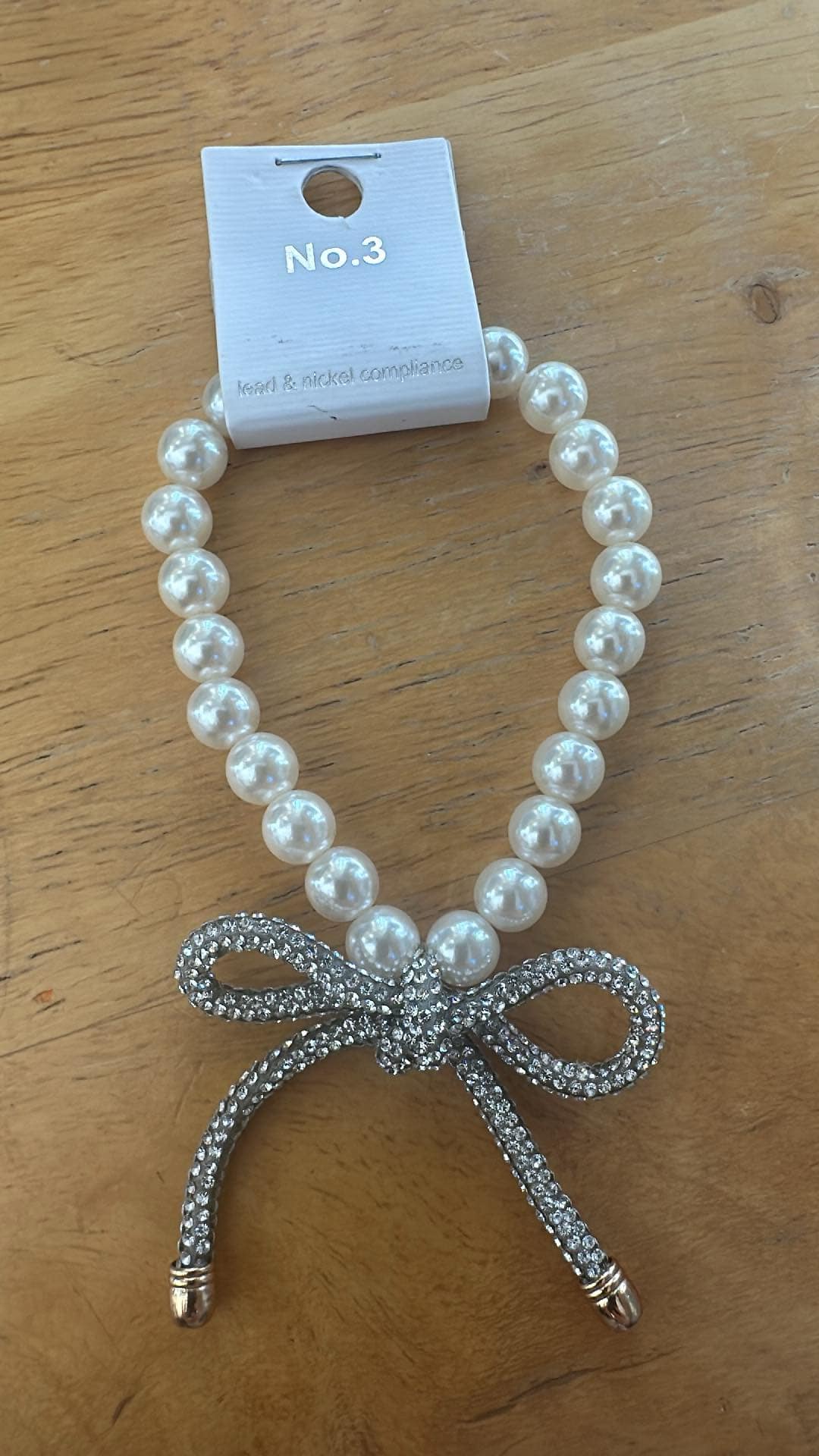 Pearl Bracelet With Silver Crystal Bow