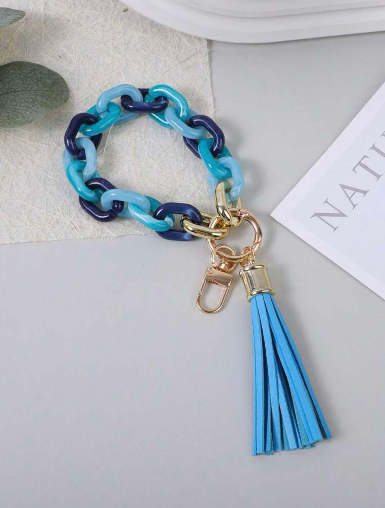 KK Chunky Chain Tassel Wristlet